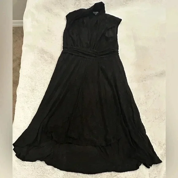 Perceptions New York Long Dress Color Black Sleeveless Dress Size Large high/lo - Picture 7 of 8